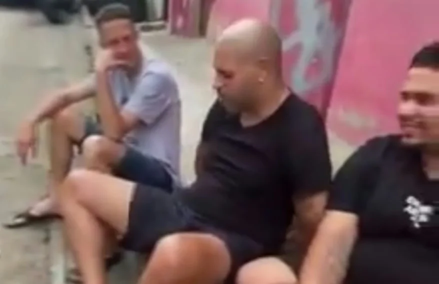 Poražavajuć snimak legende fudbala, posle ovoga nema povratka: Obožavali ga, a pogledajte šta sada radi (VIDEO)