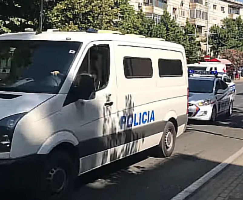 СРПСКА ПОРОДИЦА НАПАДНУТА НА ЛЕТОВАЊУ У АЛБАНИЈИ! „Кренула је каменом на нас, ту су била и деца“