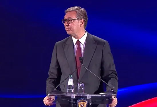 "U slučaju smene, sem Vučićeve porodice, svi funkcioneri bi pretrčali u novu vlast"