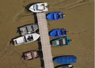 АПОКАЛИПТИЧНИ ПРИЗОРИ ИЗ ЕВРОПЕ: Језеро пресушило, чамци остали насукани! (ВИДЕО)