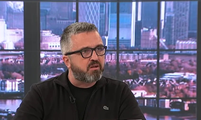 Драган Ј. Вучићевић на суду у Крагујевцу: Судија га тужио због увреде и објављивања фотографије
