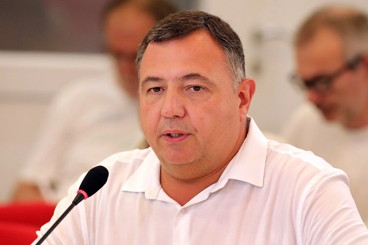 На председничким изборима Вучић ће протури кандидата који можда није директно његов али са ким би могао да има кохабитацију