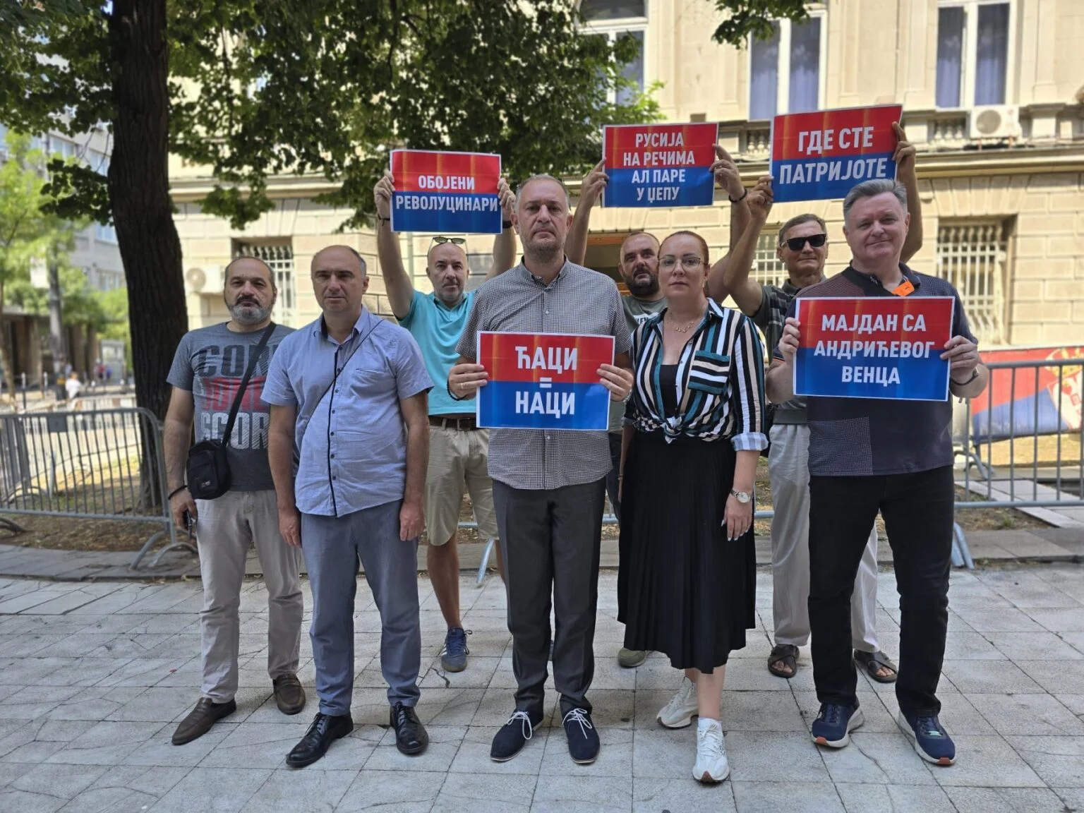 Kostić: Jedini spas za Srbiju da se sve opozicione političke stranke odreknu učešća na izborima i daju podršku Studentskoj listi