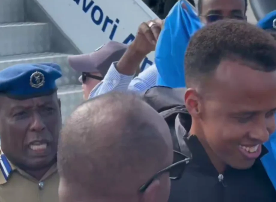 Somalija dočekala svog heroja (VIDEO)