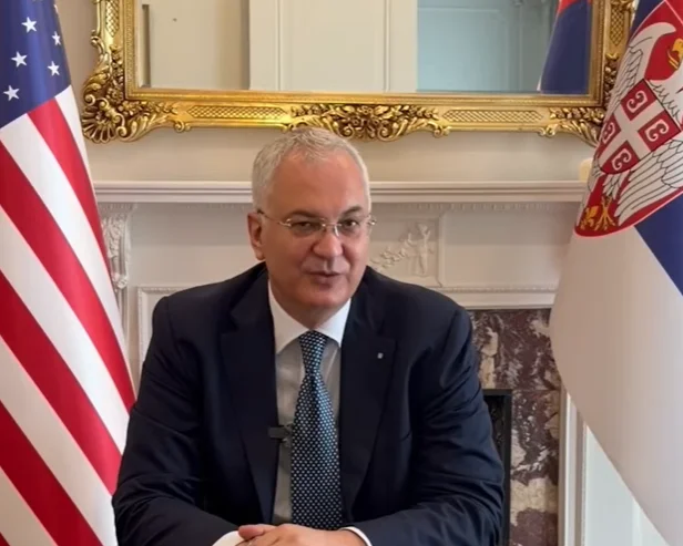 ТОК фомирао предмете против амбасадора Србије у Словачкој Александра Накића и амбасадора у САД Драгана Шутановца због кршења изборног права