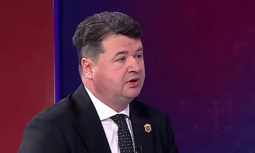 Vladan Petrov poručuje opoziciji da je Ustavni sud neoboriva tvrđava. Kakvu nam to poruku šalje uoči izbora