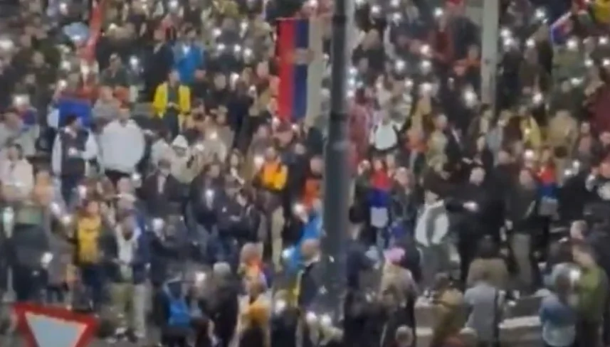 "Осећај да ми је неко запалио кожу до тачке где морам да скинем одећу са себе": Како су грађани описивали "оно нешто" од 15. марта које власт и ВЈТ називају симулацијом
