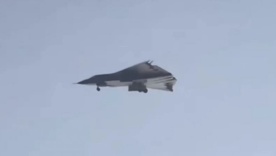 AMERIKA JE NA KOLENIMA: Pentagon izgubio trku  -kako je Kina uspela da deceniju pre SAD testira lovac 6. generacije?
