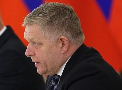 Фицо: Разговарам и са Путином и са Зеленским