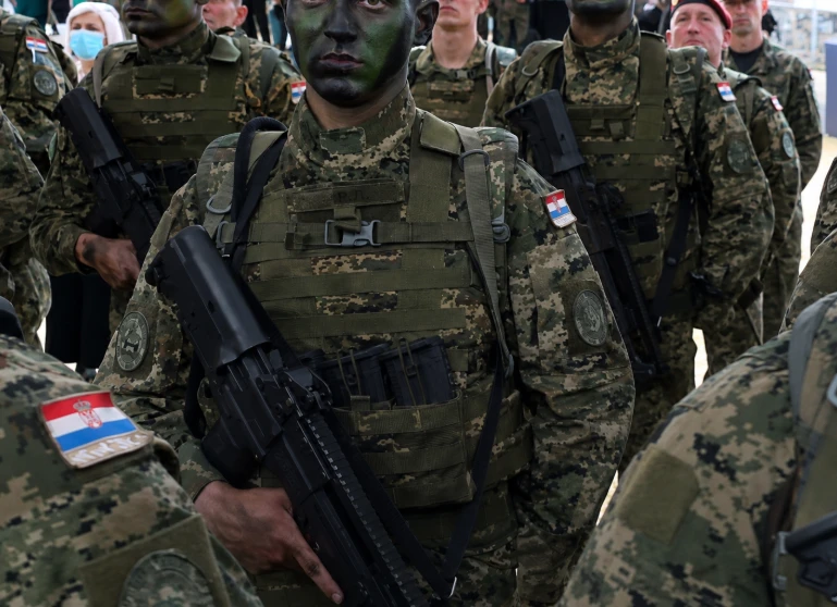 Министарство одбране Хрватске поништило тендер за набавку нових душека јер се производе у Србији
