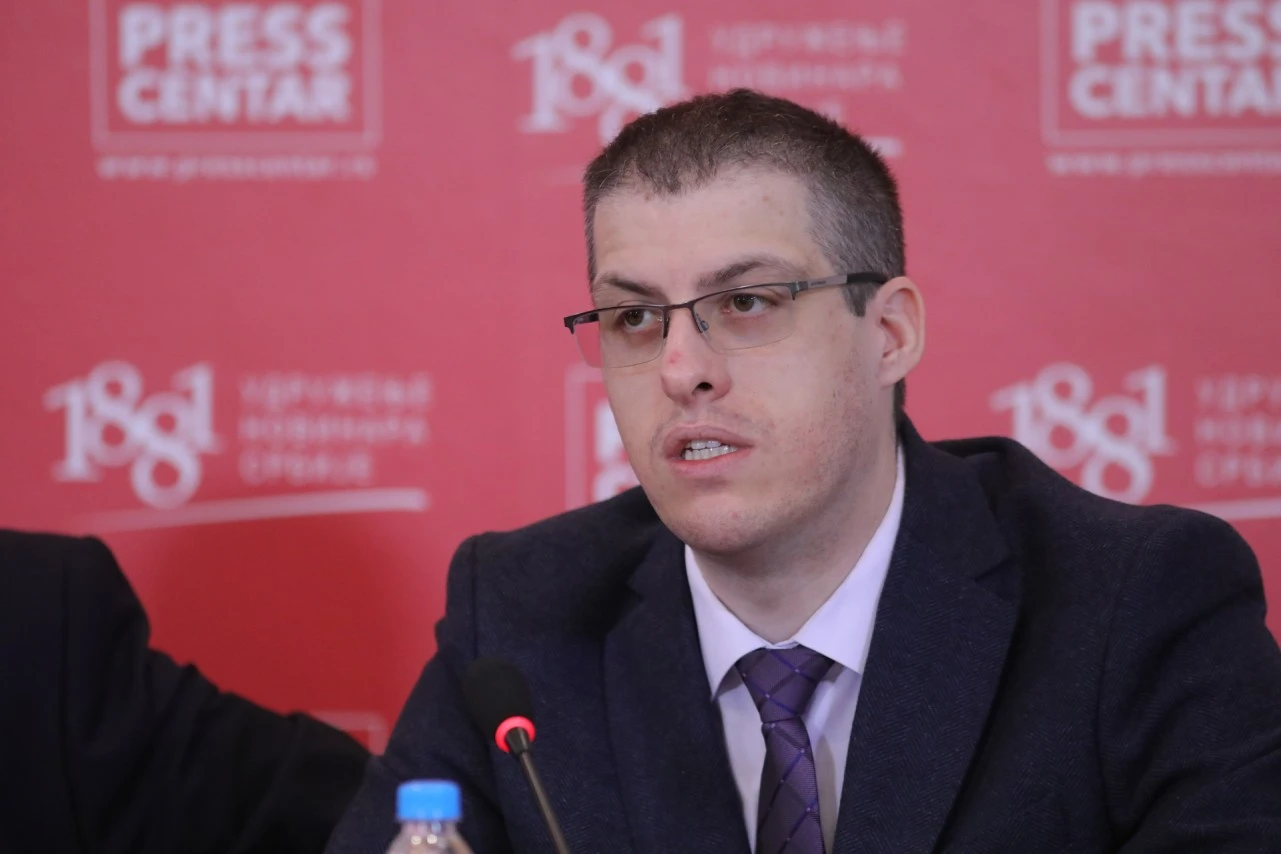 Нинић без задршке: "Јавна предузећа су банкомати за партију"