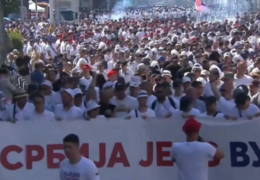 Пријава против "Путева Србије" због наводне неплаћене путарине за митинг СНС-а